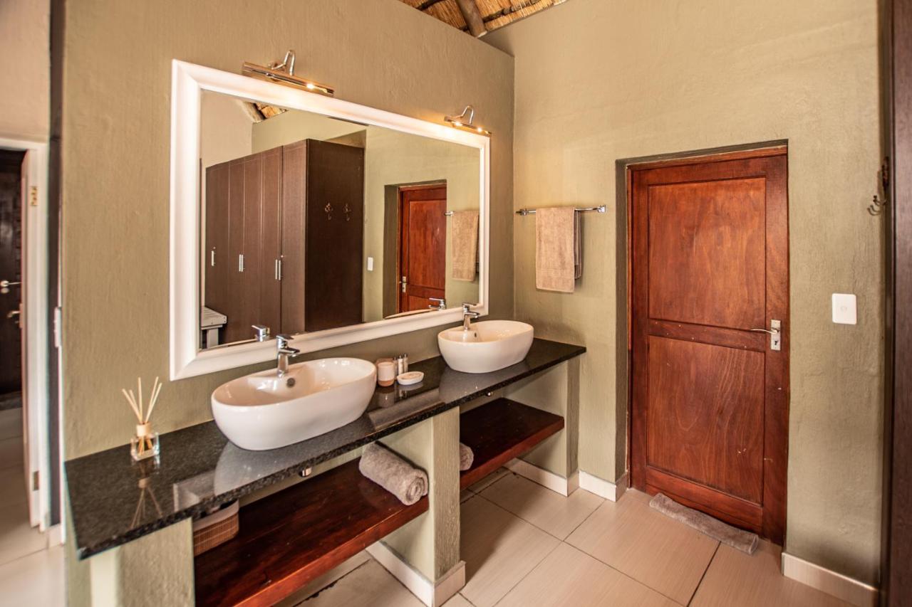 Leopard'S Lair Bush Lodge Hoedspruit Eksteriør billede